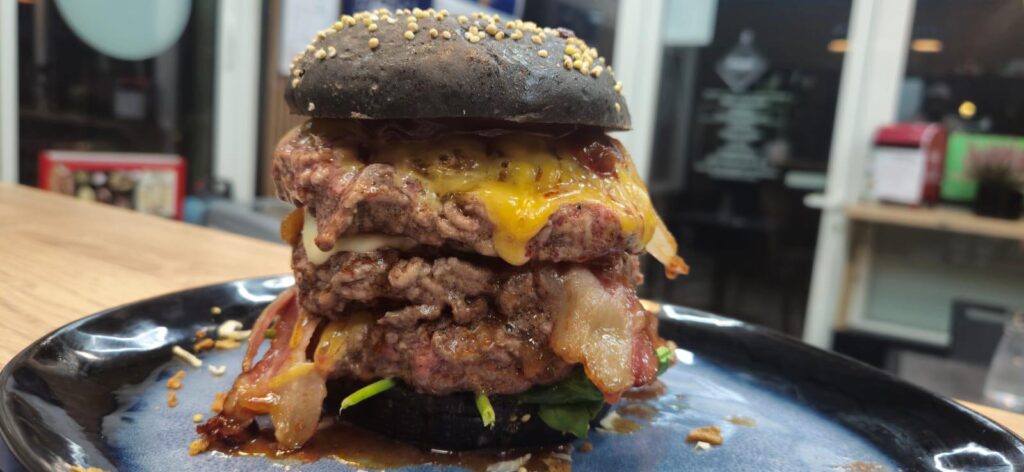 burger triple steack chedar lard fumé